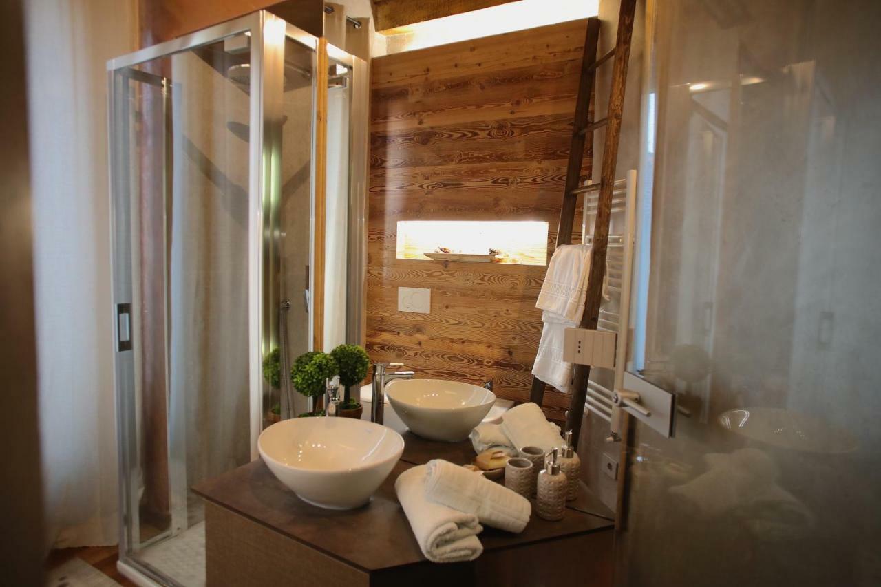 Epicuro Guest House سوما لومباردو المظهر الخارجي الصورة